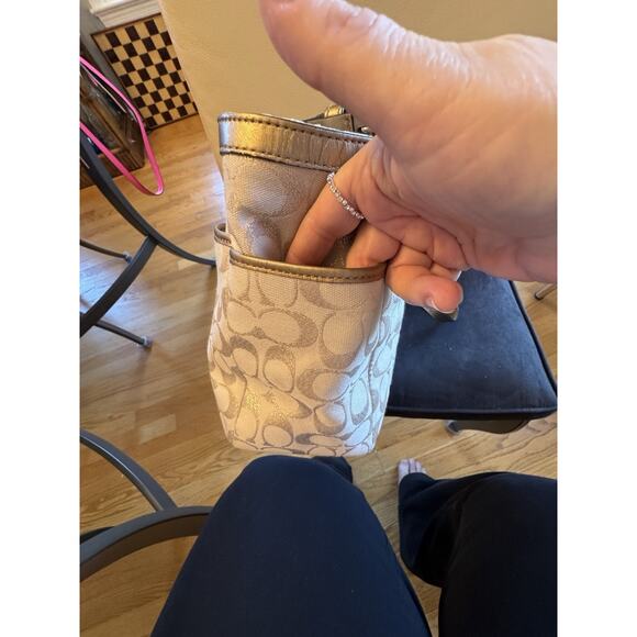 Coach Large Gold Metallic Signature Gallery Bag - Picture 7 of 16